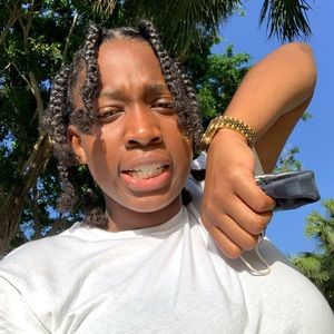 Meet your Posher, Erika